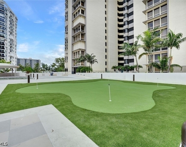 4051 Gulf Shore Boulevard N - Photo Thumbnail 27