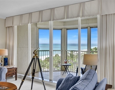 4051 Gulf Shore Boulevard N - Photo Thumbnail 9