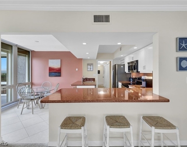4051 Gulf Shore Boulevard N - Photo Thumbnail 13