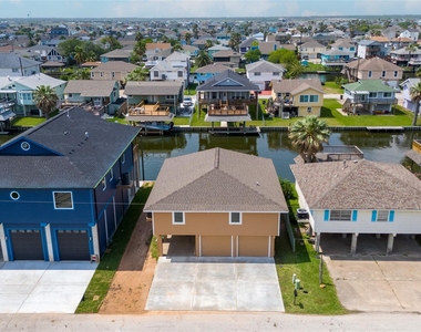 901 Bonita Street - Photo Thumbnail 17