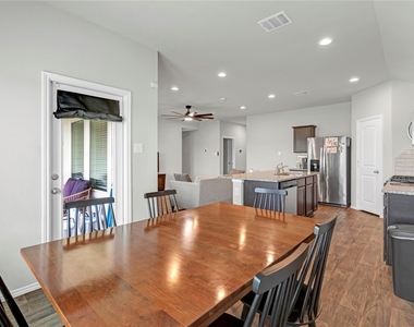 14368 W Pine Heart Drive - Photo Thumbnail 5