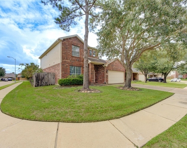1903 Hampton Lakes Ct - Photo Thumbnail 1