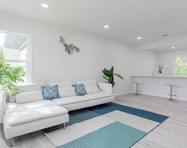3607 Luca Street - Photo Thumbnail 1