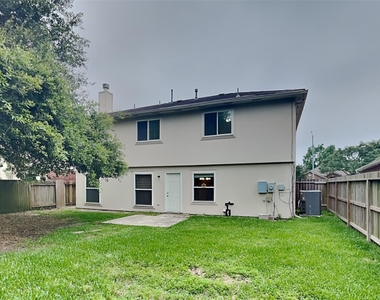 26887 Castlecliff Lane - Photo Thumbnail 21