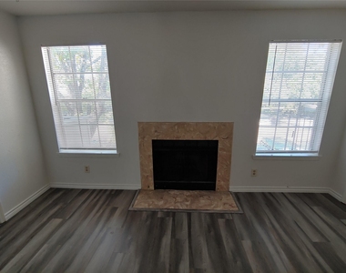 9700 Leawood Boulevard - Photo Thumbnail 3