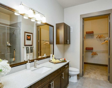 2033 S Gessner Road - Photo Thumbnail 19
