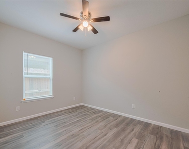 7981 Saint Louis Street - Photo Thumbnail 32