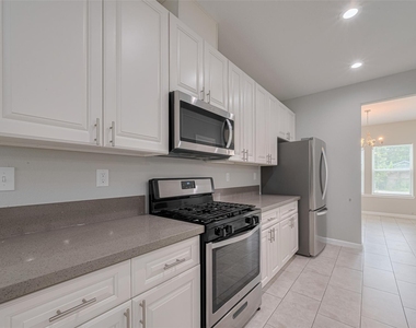 7981 Saint Louis Street - Photo Thumbnail 14