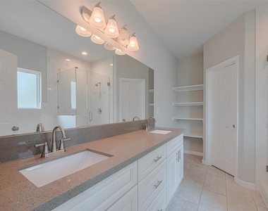 7981 Saint Louis Street - Photo Thumbnail 21