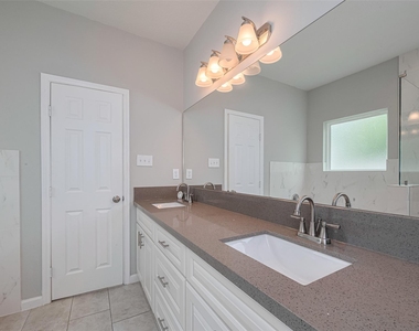 7981 Saint Louis Street - Photo Thumbnail 24
