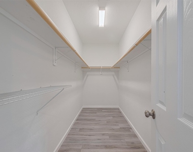 7981 Saint Louis Street - Photo Thumbnail 26