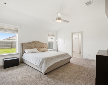 3411 Terrace Landing Court - Photo Thumbnail 10