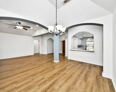 1419 Hudgens Avenue - Photo Thumbnail 9
