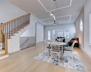 861 Fisher Street - Photo Thumbnail 14