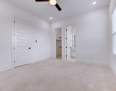 861 Fisher Street - Photo Thumbnail 30