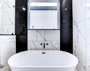 861 Fisher Street - Photo Thumbnail 27