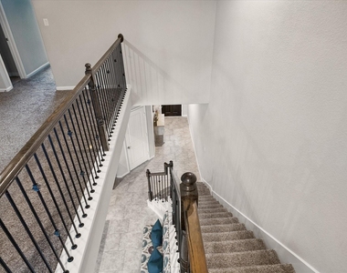 3404 Orchard Bridge Lane - Photo Thumbnail 3