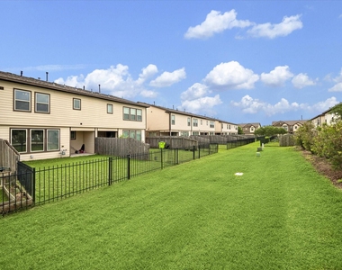 3404 Orchard Bridge Lane - Photo Thumbnail 13