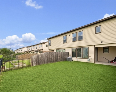 3404 Orchard Bridge Lane - Photo Thumbnail 11