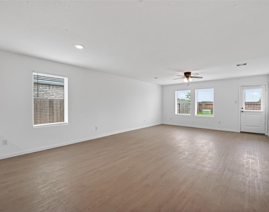 2623 American Ruby Drive - Photo Thumbnail 2