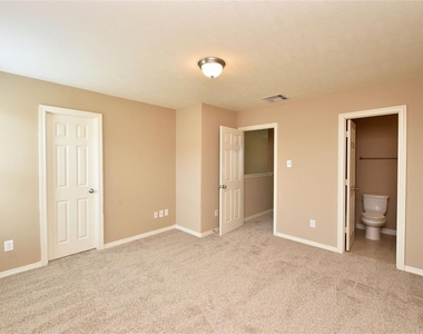 4050 Calaway Oaks Lane - Photo Thumbnail 11