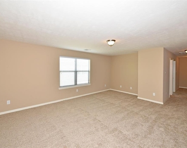 4050 Calaway Oaks Lane - Photo Thumbnail 12