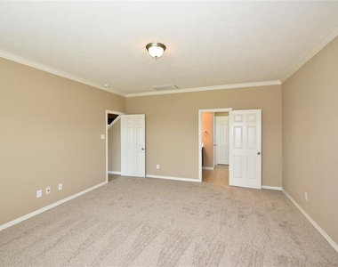 4050 Calaway Oaks Lane - Photo Thumbnail 10