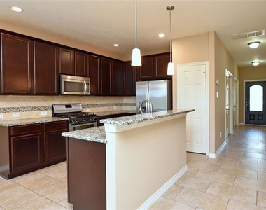 4050 Calaway Oaks Lane - Photo Thumbnail 8