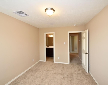 4050 Calaway Oaks Lane - Photo Thumbnail 20