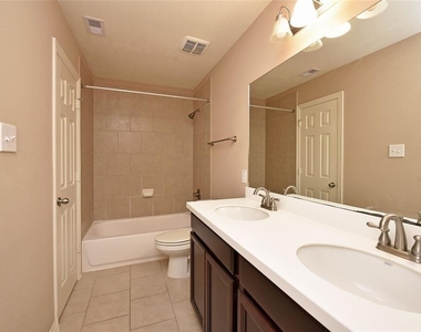 4050 Calaway Oaks Lane - Photo Thumbnail 22