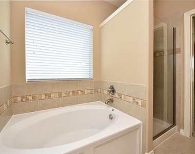 4050 Calaway Oaks Lane - Photo Thumbnail 16