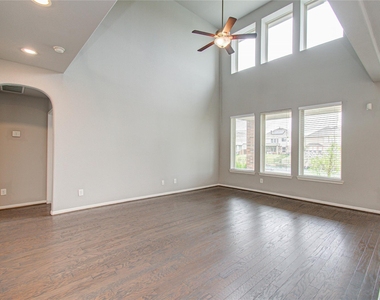 24331 Kee Cresta Court - Photo Thumbnail 14
