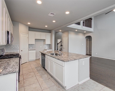 24331 Kee Cresta Court - Photo Thumbnail 7
