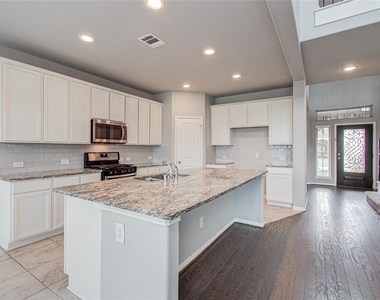 24331 Kee Cresta Court - Photo Thumbnail 6