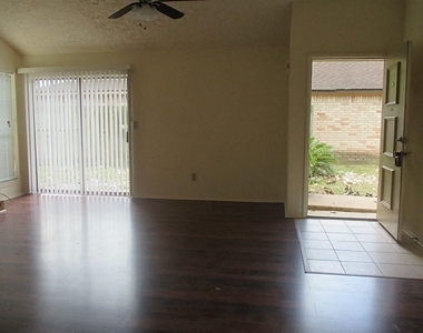 11610 Ridge Run Drive - Photo Thumbnail 3