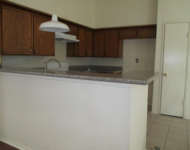 11610 Ridge Run Drive - Photo Thumbnail 8