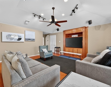 11938 Rosebrier Park Lane - Photo Thumbnail 32