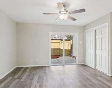 9114 Kempwood Drive - Photo Thumbnail 5