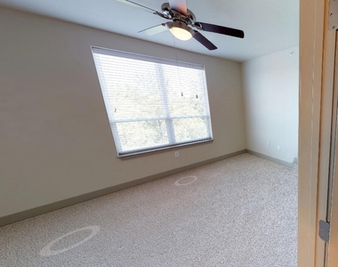 1340 W Gray Street - Photo Thumbnail 17
