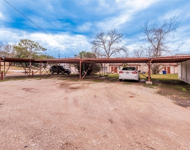 1917 20th Street - Photo Thumbnail 28