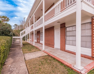 1917 20th Street - Photo Thumbnail 5