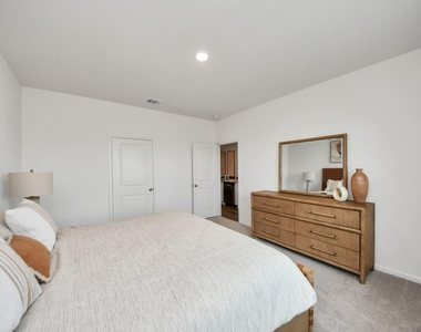 1816 Corsica Creek Lane - Photo Thumbnail 24