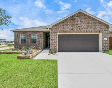 1816 Corsica Creek Lane - Photo Thumbnail 35