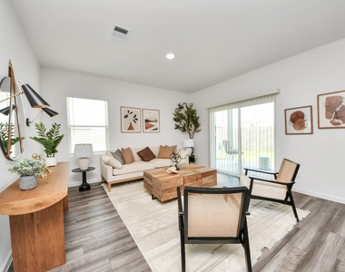1816 Corsica Creek Lane - Photo Thumbnail 14