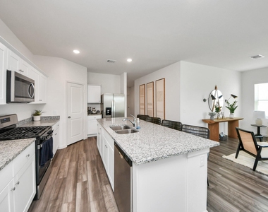 1816 Corsica Creek Lane - Photo Thumbnail 11