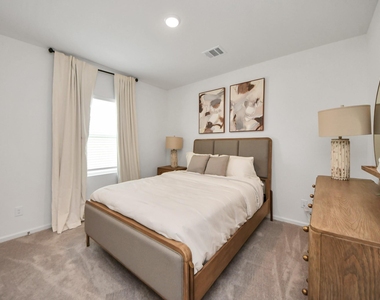 1816 Corsica Creek Lane - Photo Thumbnail 4