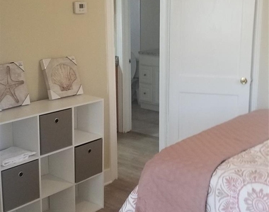4418 Avenue P 1/2 Unit 3 - Photo Thumbnail 4