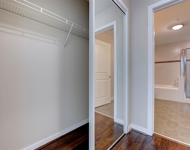 5925 Almeda Road - Photo Thumbnail 16