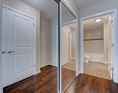 5925 Almeda Road - Photo Thumbnail 22