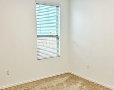 14973 Rustic Moon Road - Photo Thumbnail 16